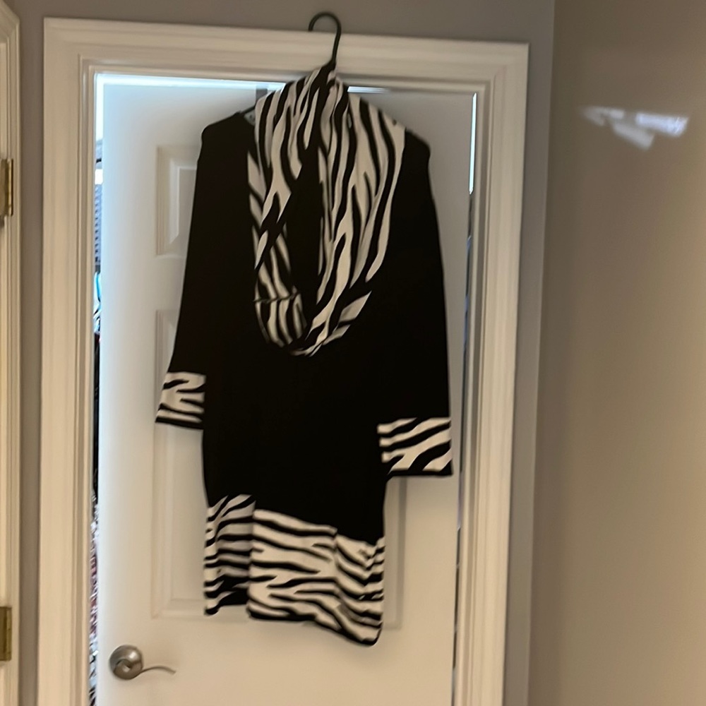 99 Jane street sweater